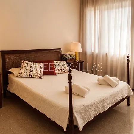 Villa Tupinetti At 1 Min Walk Amaizing Garden And View Center 5 Minutes Walk No Need Car Sitges
