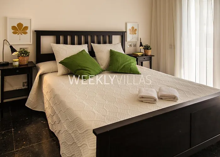 Tupinetti At 1 Min Walk Amaizing Garden And View Center 5 Minutes Walk No Need Car فيلة سيدجيس