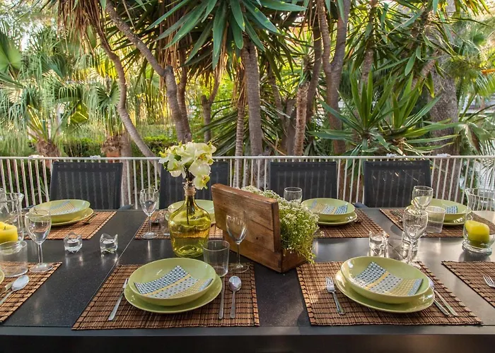 Tupinetti At 1 Min Walk Amaizing Garden And View Center 5 Minutes Walk No Need Car فيلة