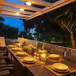 Tupinetti At 1 Min Walk Amaizing Garden And View Center 5 Minutes Walk No Need Car Sitges