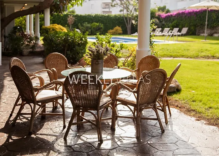 Tupinetti At 1 Min Walk Amaizing Garden And View Center 5 Minutes Walk No Need Car Villa