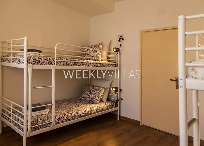 Tupinetti At 1 Min Walk Amaizing Garden And View Center 5 Minutes Walk No Need Car