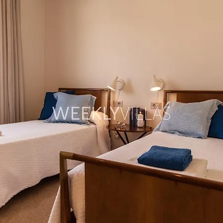 Tupinetti At 1 Min Walk Amaizing Garden And View Center 5 Minutes Walk No Need Car