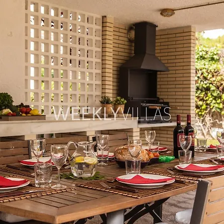 Tupinetti At 1 Min Walk Amaizing Garden And View Center 5 Minutes Walk *